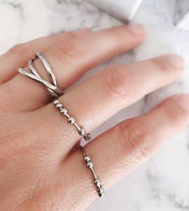 Classic Anxiety Fidget Ring with 10 Steel Balls: Easy Order size 16-17-18-19